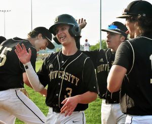 University knocks off Bridgeport 3-0 to win 1st section title since 2016